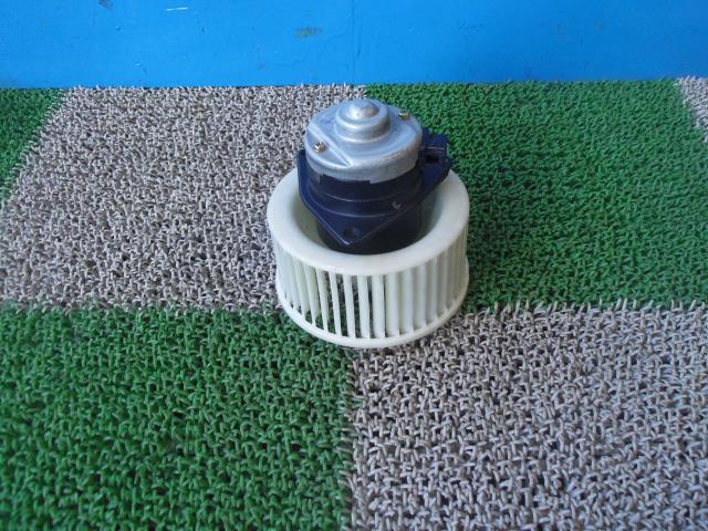 【中古】中古部品 アクティ TC ﾋｰﾀｰﾌﾞﾛｱﾓｰﾀｰ 【3330440100-001411938267900】