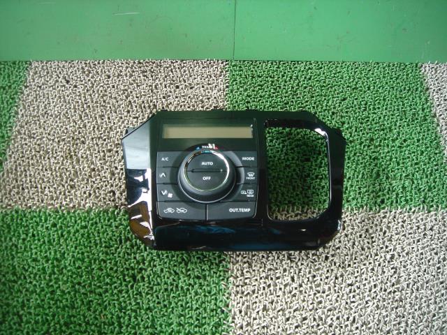 【中古】中古部品 ルークス ML21S A/Cｽｲｯﾁﾊﾟﾈﾙ 【3330440100-001182419660900】