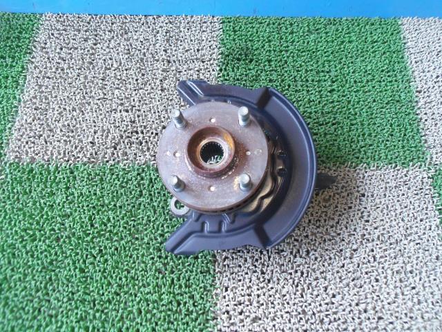 【中古】中古部品 パッソ KGC15 左ﾌﾛﾝﾄﾅｯｸﾙﾊﾌﾞ 【3330440100-001463412644340】