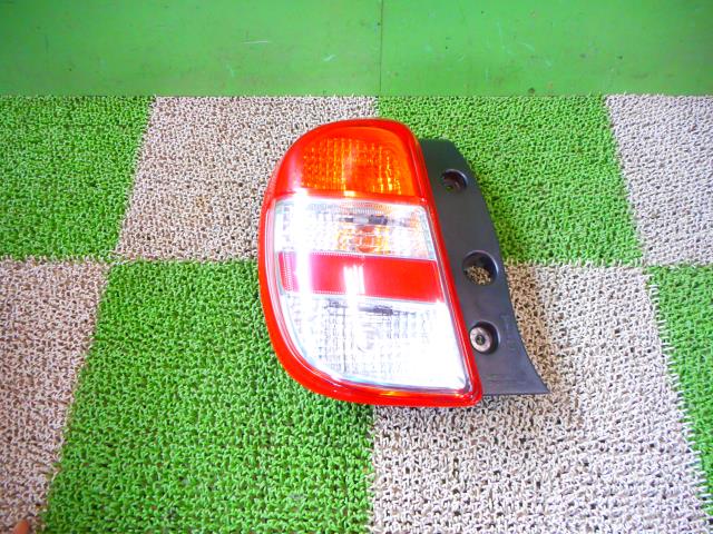 【中古】中古部品 マーチ NK13 左ﾃｰﾙﾗﾝﾌﾟ 【3330440100-001466285915600】