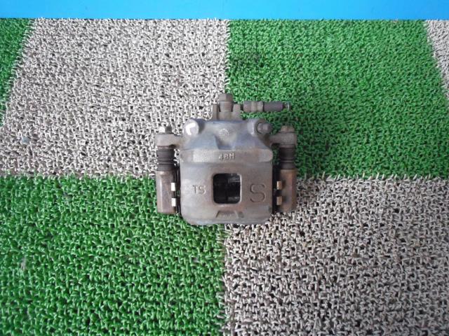 【中古】中古部品 ＭＲワゴン MF21S 左ﾌﾛﾝﾄｷｬﾘﾊﾟｰ 【3330440100-001335879144360】