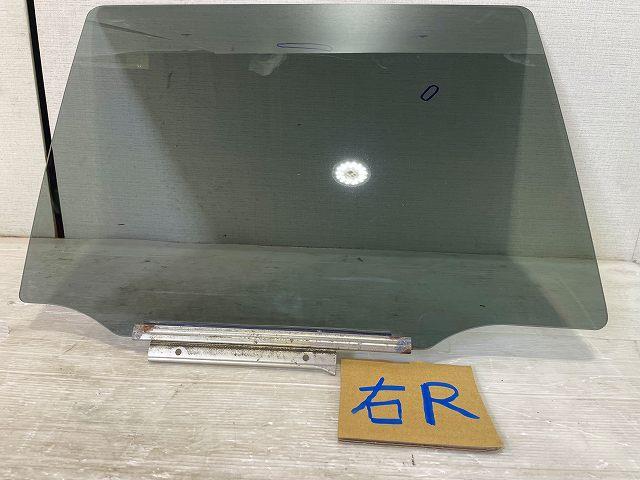 【中古】中古部品 ワゴンＲ MH23S 右ﾘｱﾄﾞｱｶﾞﾗｽ 【3310050100-000213028713330】 5,936円