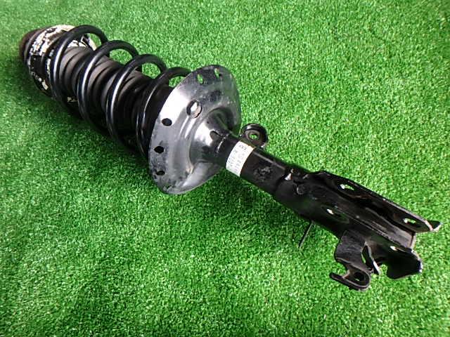 【中古】中古部品 フィット GP1 右ﾌﾛﾝﾄｽﾄﾗｯﾄ 【3330450100-001386601350110】