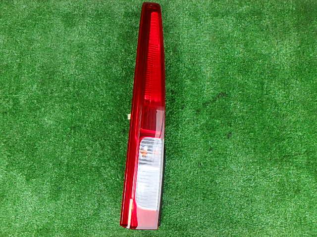 【中古】中古部品 ムーヴ L185S 左ﾃｰﾙﾗﾝﾌﾟ 【3330450100-001432969015600】