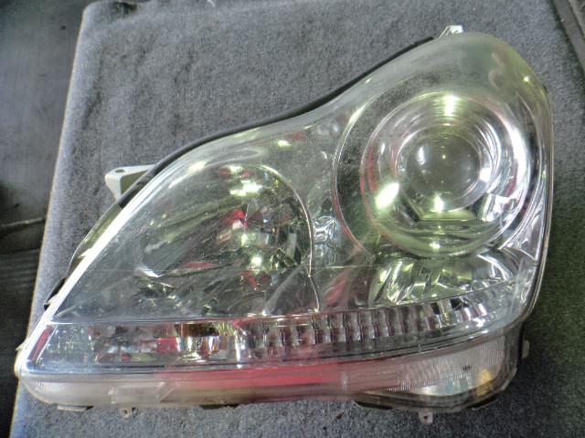 【中古】中古部品 クラウンマジェスタ UZS186 左ﾍｯﾄﾞﾗﾝﾌﾟ 【3330450100-001230133910900】