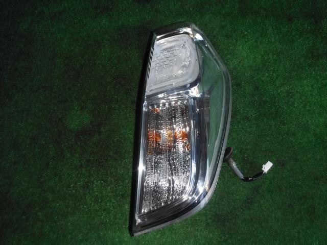 楽天市場】【中古】中古部品 デイズルークス B21A 右ﾃｰﾙﾗﾝﾌﾟ