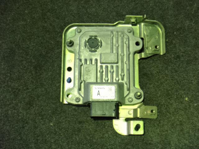 【中古】中古部品 マーチ K13 ﾐｯｼｮﾝｺﾝﾋﾟｭｰﾀｰ 【3330450100-001334084763200】