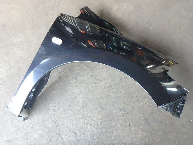 【中古】中古部品 ティーダ NC11 右ﾌﾛﾝﾄﾌｪﾝﾀﾞｰ 【3330450100-001261306310600】