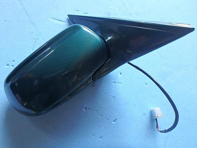 【中古】中古部品 カペラカーゴ GW8W 右ｻｲﾄﾞﾐﾗｰ 【3330450100-001335358713500】