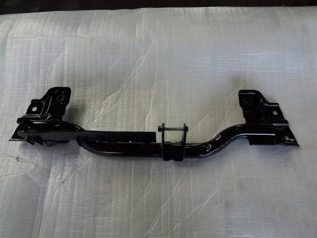 中古部品 キャリィ DA16T フロントメンバー