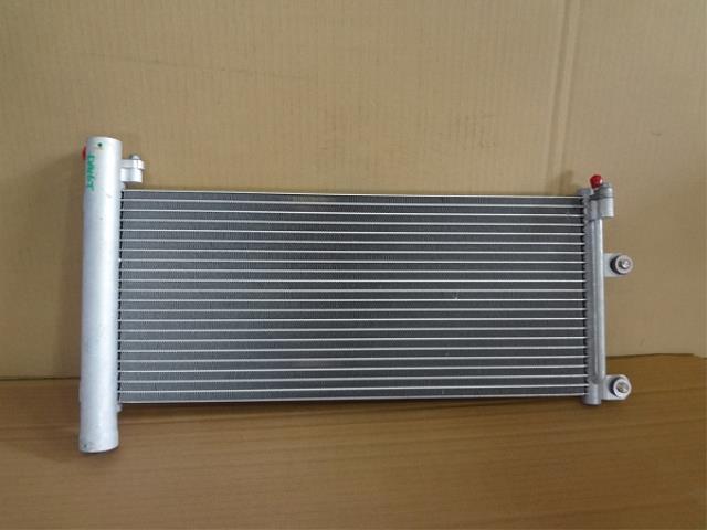 【中古】中古部品 キャリィ DA16T ｺﾝﾃﾞﾝｻｰ 【3330460100-001689611660600】