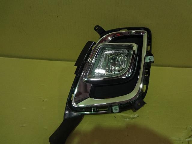 【中古】中古部品 ＭＰＶ LY3P 左ﾌｫｸﾞﾗﾝﾌﾟ 【3330460100-001614510210950】 5,735円