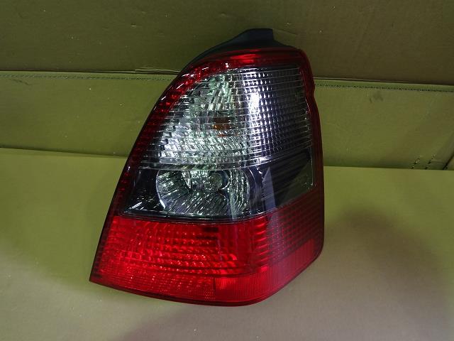 【中古】中古部品 オデッセイ RA7 右ﾃｰﾙﾗﾝﾌﾟ 【3330460100-001377999315500】 4,417円