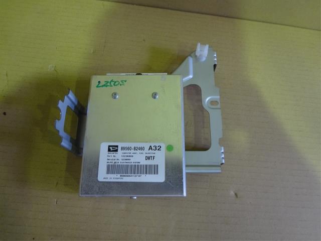 【中古】中古部品 ミラ L250S ｴﾝｼﾞﾝｺﾝﾋﾟｭｰﾀｰ 【3330460100-001539630063100】