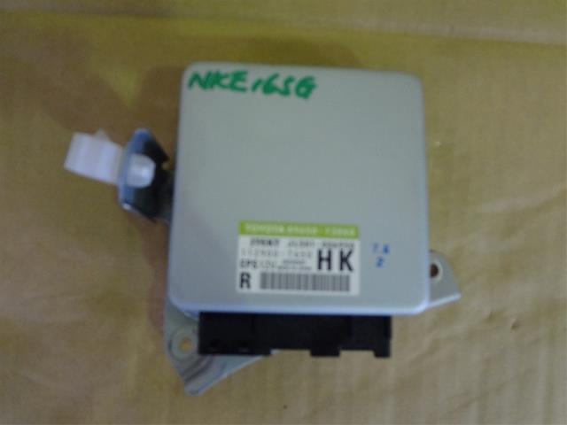 【中古】中古部品 カローラフィールダー NKE165G PSコンピューター 【3330460100-001578979563500】