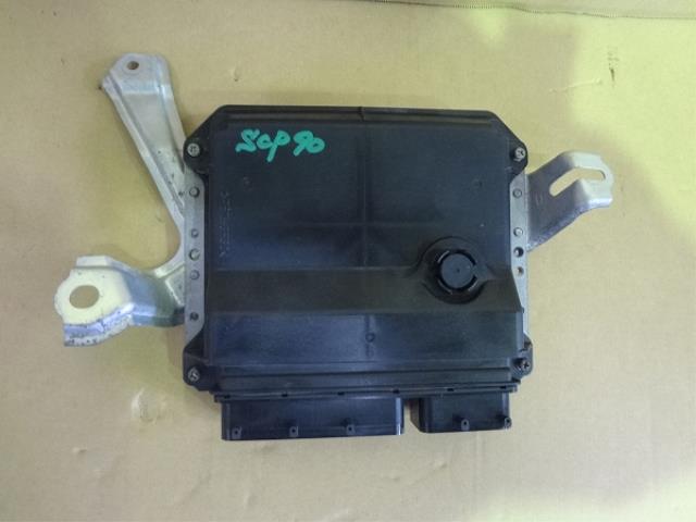 【中古】中古部品 ヴィッツ SCP90 ｴﾝｼﾞﾝｺﾝﾋﾟｭｰﾀｰ 【3330460100-001597651463100】