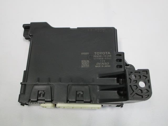 中古部品 カローラフィールダー NKE165G A Cコンピューター
