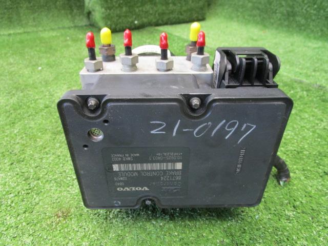 【中古】中古部品 ボルボ 70シリーズ SB5244W ABSｱｸﾁｭｴｰﾀｰ 【3330200100-210197000042500】 21,945円