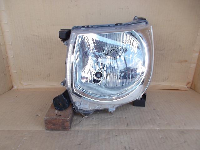 【中古】中古部品 ＭＲワゴン MF33S 左ﾍｯﾄﾞﾗﾝﾌﾟ 【3330510100-001511607810900】