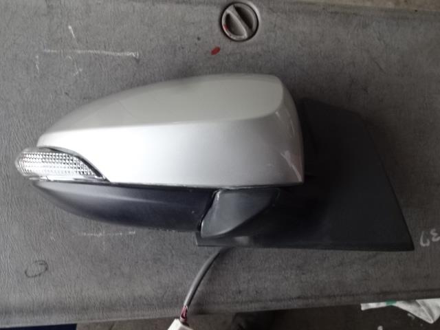 【中古】中古部品 アクア NHP10 右ｻｲﾄﾞﾐﾗｰ 【3340080100-001483126513500】