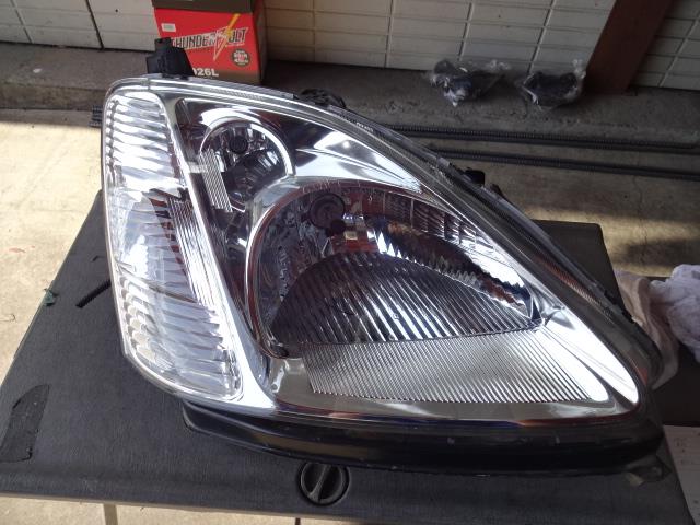 【中古】中古部品 シビック EU1 右ﾍｯﾄﾞﾗﾝﾌﾟ 【3340080100-001355692310800】