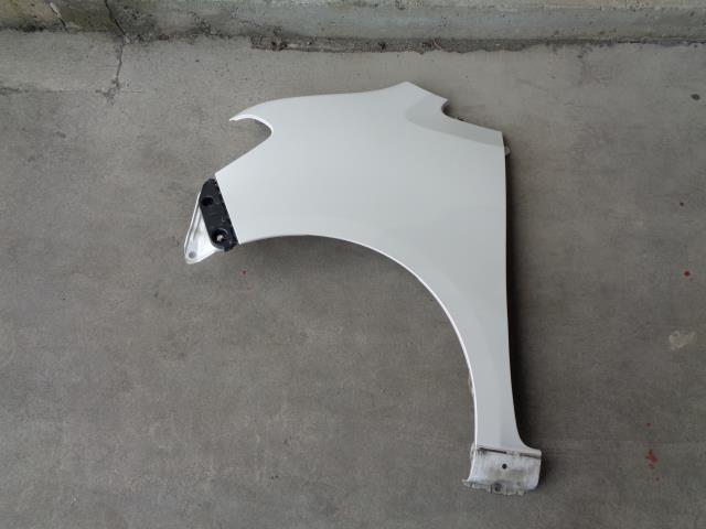 【中古】中古部品 タントエグゼ L455S 左フロントフェンダー 【3340080100-001550003010700】|e-cleマート