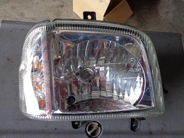 【中古】中古部品 ハイゼットアトレ S221G 右ﾍｯﾄﾞﾗﾝﾌﾟ 【3340080100-000965679710800】