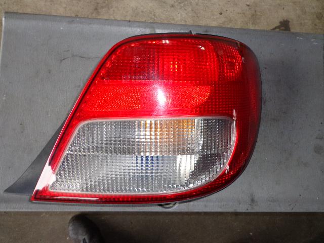 【中古】中古部品 インプレッサ GG2 右ﾃｰﾙﾗﾝﾌﾟ 【3340080100-000916709715500】