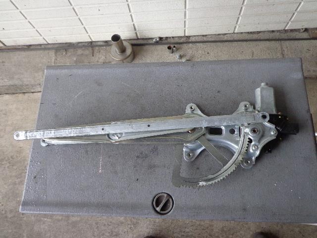 【中古】中古部品 コルト Z25A 右ﾌﾛﾝﾄﾄﾞｱﾚｷﾞｭﾚｰﾀ･ﾓｰﾀｰ 【3340080100-001103009113120】