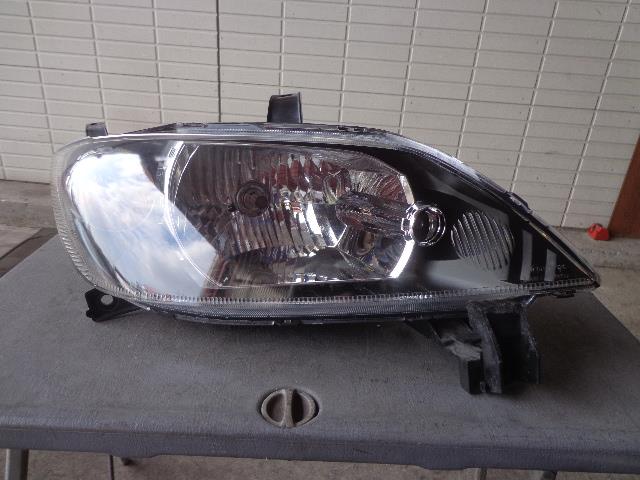 【中古】中古部品 デミオ DY5W 右ﾍｯﾄﾞﾗﾝﾌﾟ 【3340080100-001239472210800】