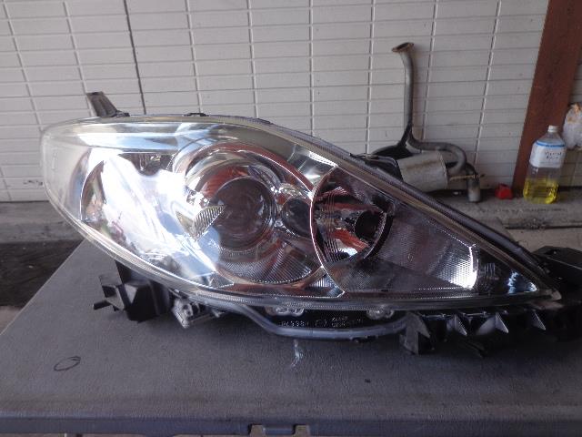 【中古】中古部品 プレマシー CR3W 右ﾍｯﾄﾞﾗﾝﾌﾟ 【3340080100-001275037310800】