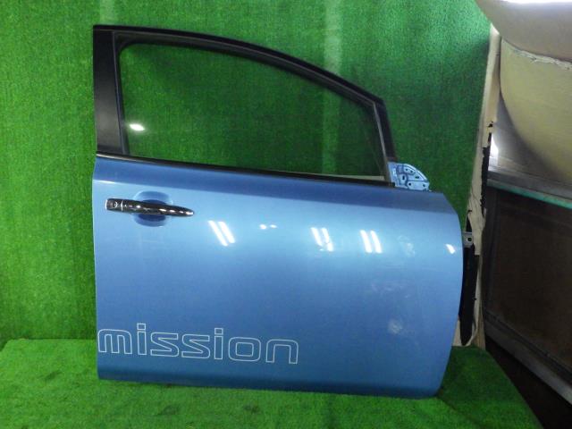 【中古】中古部品 リーフ AZE0 右ﾌﾛﾝﾄﾄﾞｱ 【3260070000-000213001113100】