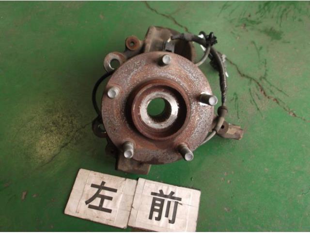 【中古】中古部品 アクセラ BK5P 左ﾌﾛﾝﾄﾅｯｸﾙﾊﾌﾞ 【3330900100-001190258244340】