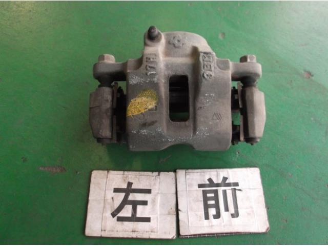 【中古】中古部品 ファーゴ WFR12FV 左ﾌﾛﾝﾄｷｬﾘﾊﾟｰ 【3330900100-001213035644360】