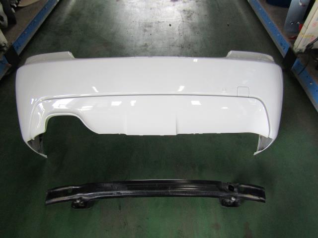 【中古】中古部品 BMW 5シリーズ NU25 ﾘｱﾊﾞﾝﾊﾟｰ 【3330900100-001636361515100】