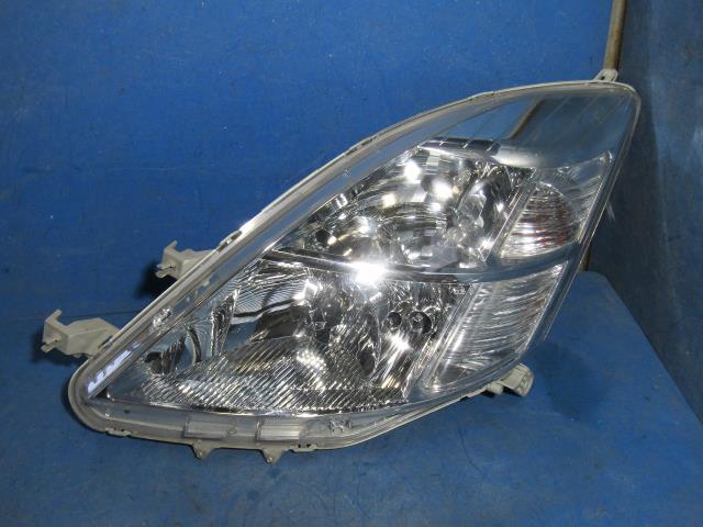 【中古】中古部品 アイシス ANM15G 左ﾍｯﾄﾞﾗﾝﾌﾟ 【3330900100-001654292310900】