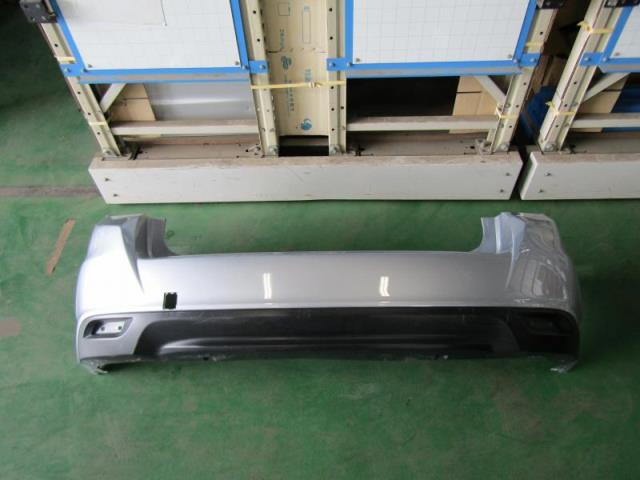 【中古】中古部品 インプレッサ GT6 ﾘｱﾊﾞﾝﾊﾟｰ 【3330900100-001613141015100】