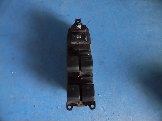 【中古】中古部品 クラウン GRS181 ﾊﾟﾜｰｳｲﾝﾄﾞｳｽｲｯﾁ 【3330900100-001127997661900】