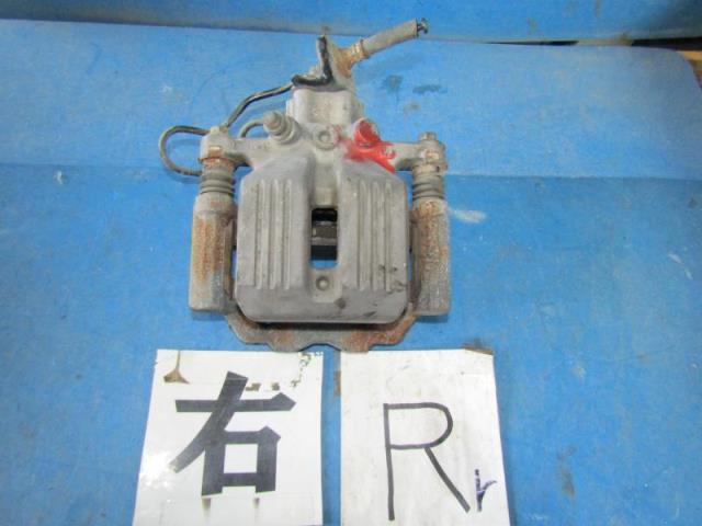 【中古】中古部品 レジェンド KB1 右ﾘｱｷｬﾘﾊﾟｰ 【3330900100-001614338444430】 6,604円