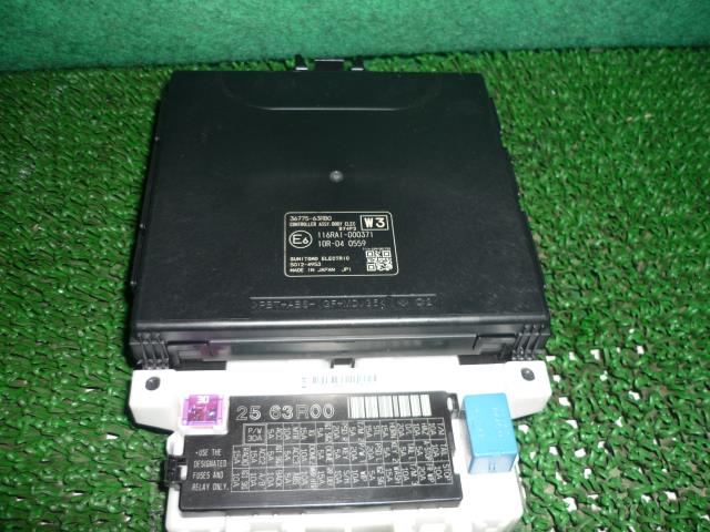 【中古】中古部品 ワゴンＲ MH55S ﾋｭｰｽﾞﾎﾞｯｸｽ 【3330370100-001640314067800】 12,430円