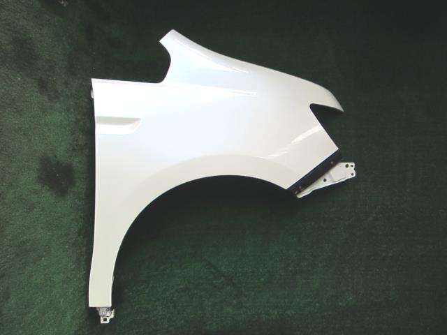 【中古】中古部品 ステップワゴン RK1 右ﾌﾛﾝﾄﾌｪﾝﾀﾞｰ 【3340240100-001636469310600】