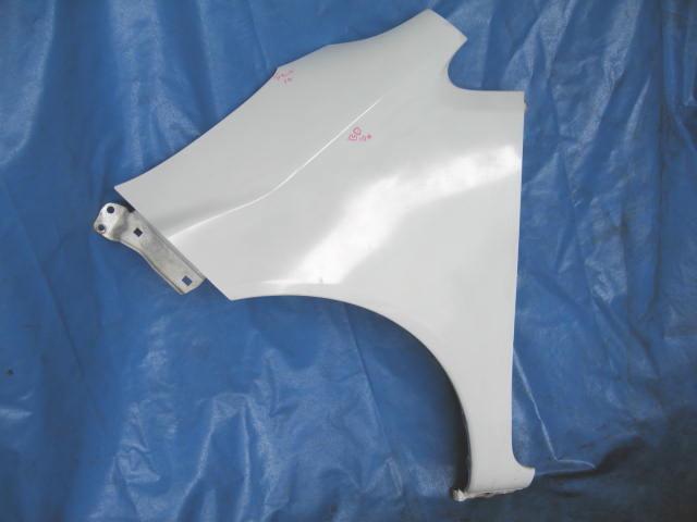 【中古】中古部品 ライフ JB5 左ﾌﾛﾝﾄﾌｪﾝﾀﾞｰ 【3340240100-001180934810700】