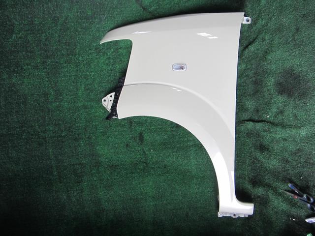 【中古】中古部品 Ｎ－ＢＯＸ JF1 左ﾌﾛﾝﾄﾌｪﾝﾀﾞｰ 【3340240100-213000011010700】