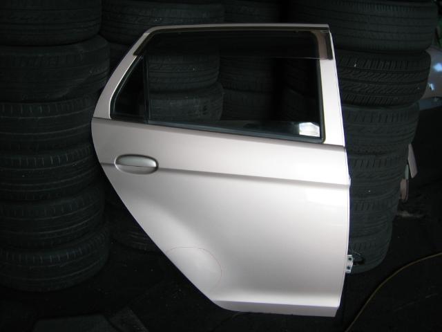 【中古】中古部品 マックス L950S 右ﾘｱﾄﾞｱ 【3340240100-000942872213300】