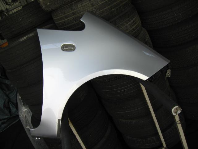 【中古】中古部品 コルト Z25A 右ﾌﾛﾝﾄﾌｪﾝﾀﾞｰ 【3340240100-000984383410600】
