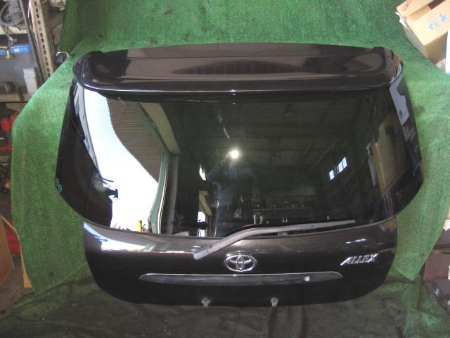 【中古】中古部品 アレックス NZE121 ﾊﾞｯｸﾄﾞｱ 【3340240100-000628030915800】