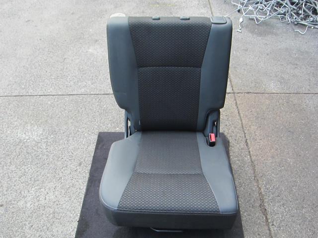 【中古】中古部品 ハスラー MR41S ﾘｱｼｰﾄ 【3340240100-001678168170800】