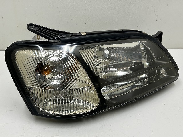 【中古】中古部品 レガシィ BH5 右ヘッドランプ 【3310070100-000595294410800】|e-cleマート
