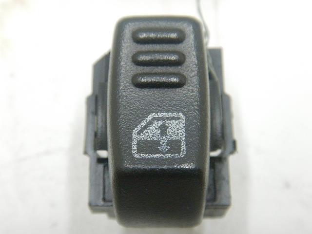 【中古】中古部品 シボレー カマロ CF43F ﾊﾟﾜｰｳｲﾝﾄﾞｳｽｲｯﾁ 【3310070100-000420467861900】