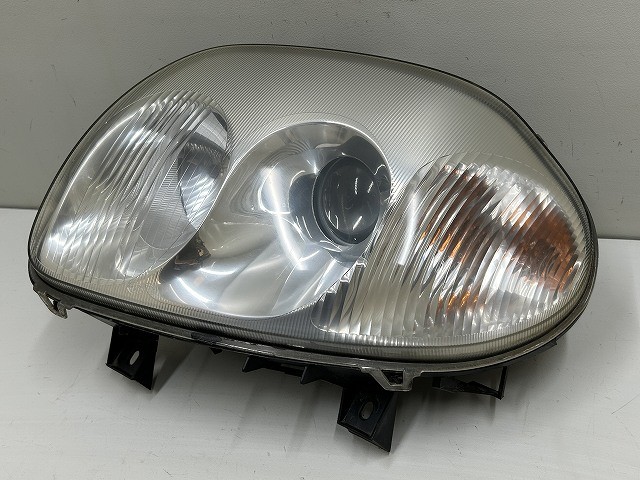 【中古】中古部品 ルノー ルーテシア BK4J 左ﾍｯﾄﾞﾗﾝﾌﾟ 【3310070100-000514269110900】